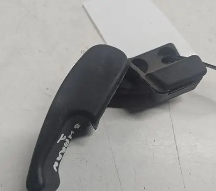 Engine bonnet (hood) release handle