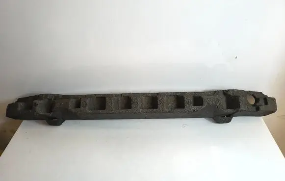 Front bumper foam support bar