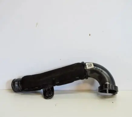 Audi A4 S4 B9 8W Intercooler hose/pipe 04L145762CG