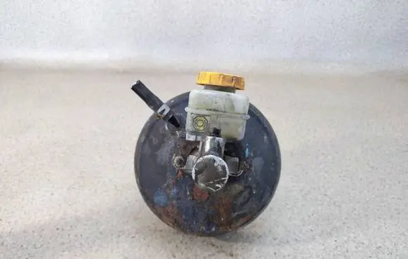 Subaru Forester SF Brake booster 86406003