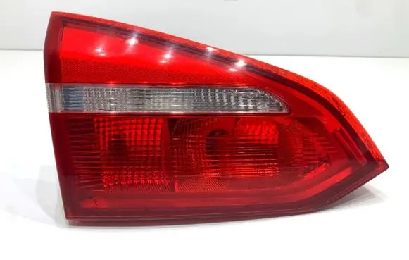 Ford Focus Rear/tail lights F1EB13A603BA