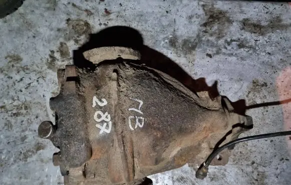 Mercedes-Benz E W124 Rear differential