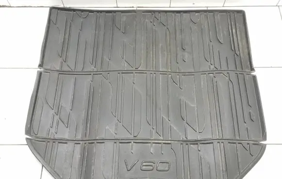 Volvo V60 Rubber trunk/boot mat liner 