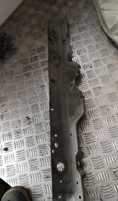 Toyota Yaris Radiator mount bracket