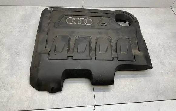 Audi Q3 8U Engine cover (trim) 03L103925S