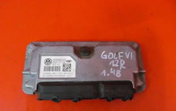 Volkswagen Golf VI Engine control unit/module 03C906024CK