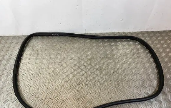 Jeep Grand Cherokee WL Front door rubber seal