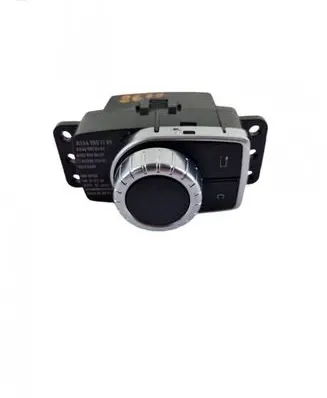 Mercedes-Benz CLA C117 X117 W117 Head unit multimedia control a2469001309