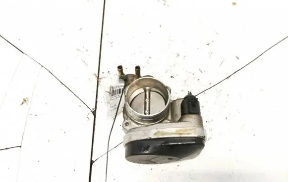 Audi A3 S3 8P Throttle valve 06F133062
