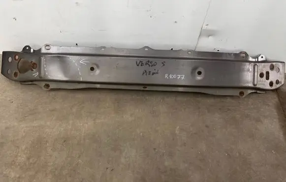 Toyota Verso-S Front bumper support beam