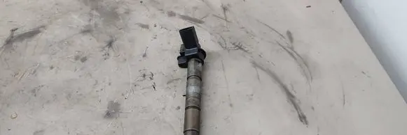 BMW 5 F10 F11 Fuel injector 7823461 782346101