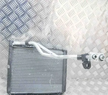 Tesla Model 3 A/C cooling radiator (condenser) 699409B1 T86957B