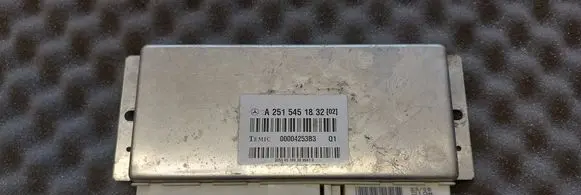 Mercedes-Benz ML W164 Airbag control unit/module A2515451832 00004253B3