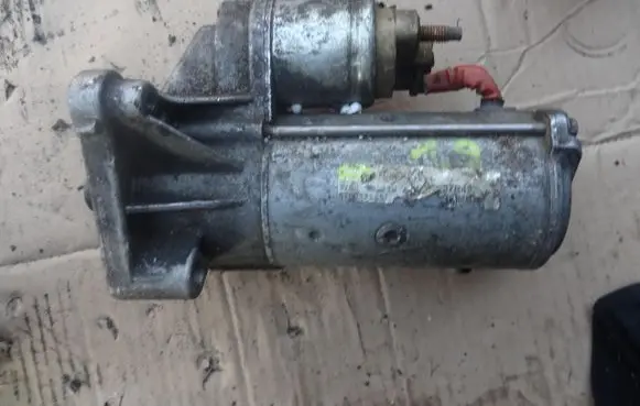 Renault Megane II Starter motor 8200331251