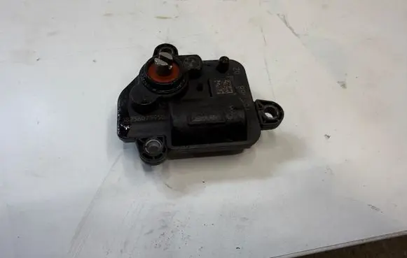 BMW M4 F82 F83 Other engine part 7851568