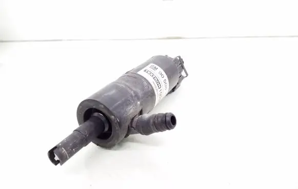 Opel Omega B2 Headlight washer pump 90508709
