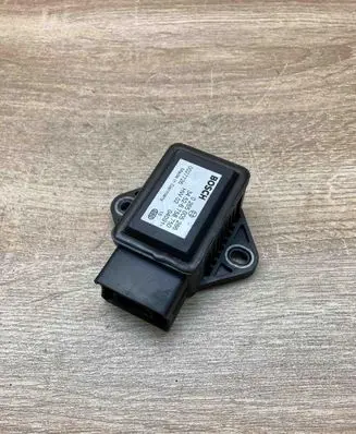 BMW 5 E60 E61 Yaw turn rate sensor 6758750 0265005266