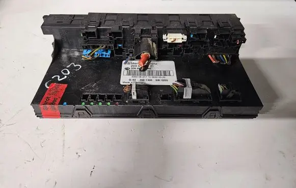 Mercedes-Benz C W203 Comfort/convenience module 2035453261 5DK008486