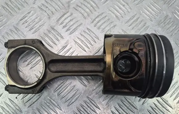 BMW 3 F30 F35 F31 Piston with connecting rod 0840ZR
