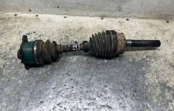 Mitsubishi Pajero Front driveshaft
