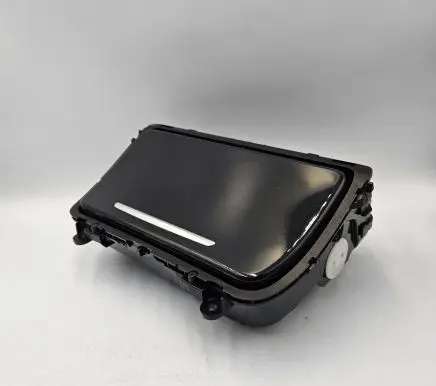 Cup holder front