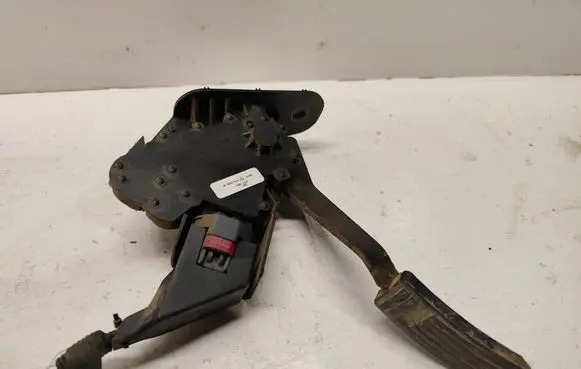 Ford Transit Accelerator throttle pedal YC159F836BD 010713083021Q
