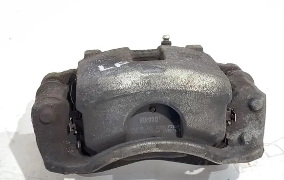 Hyundai Kona I Front brake caliper 
