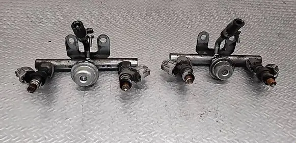 Subaru Impreza III Fuel injectors set FBYBG10 1008624