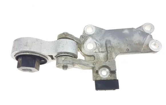 Ford Edge II Engine mount bracket DP536P082BD DP536P082