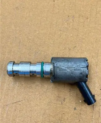Ford Focus Oil pressure sensor CM5G6C880CA 201307050