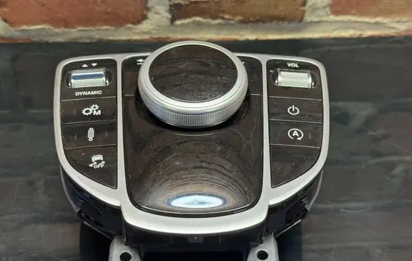 Mercedes-Benz C W205 Head unit multimedia control A2059006115 A2059020104 A2059015609