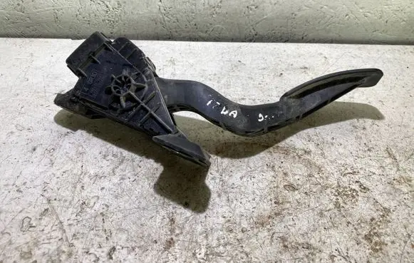 Mazda 6 Accelerator throttle pedal 1988003440 07331074185 074105