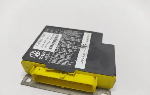 Volkswagen PASSAT B6 Airbag control unit/module 3C0909605J 391130