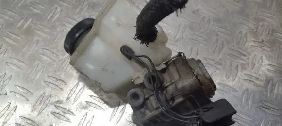 Mazda Xedos 9 Master brake cylinder