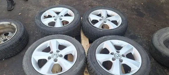 Honda FR-V R16 alloy rim 