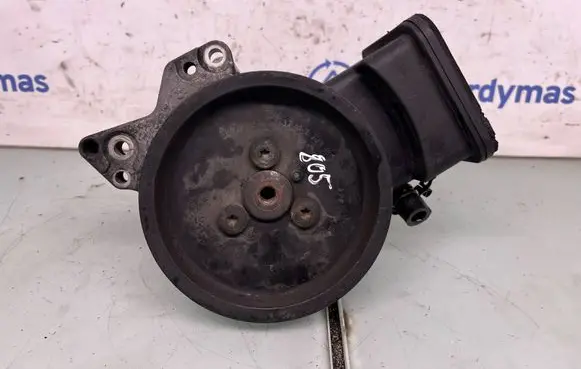 BMW 5 E60 E61 Power steering pump 7693974 6783431 32416783431