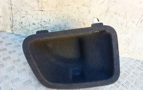 Audi A5 Sportback 8TA Trunk/boot side trim panel 8T8863992