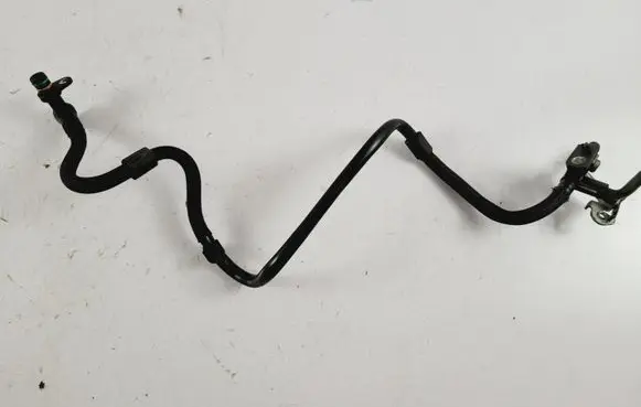 Skoda Superb B8 (3V) Vacuum line/pipe/hose 04L129456 04L611933