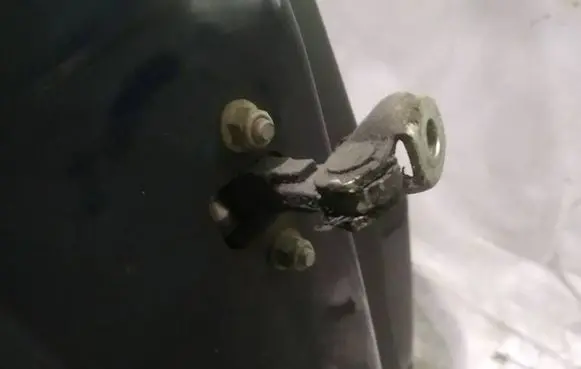 Fiat Punto (188) Front door check strap stopper as2