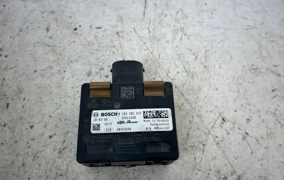 Alfa Romeo Stelvio Distronic sensor radar 50563998 0203302625 39R13390