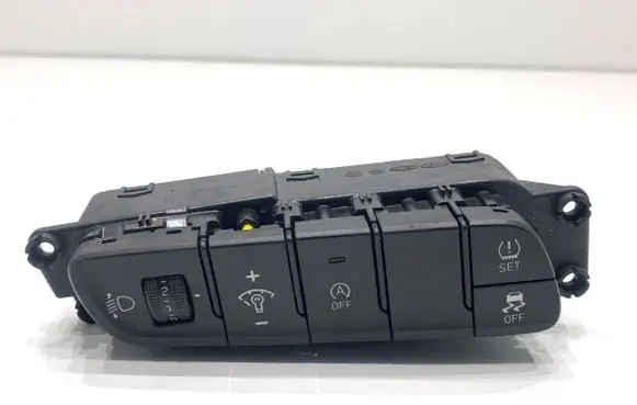 Hyundai i30 Headlight level height control switch 93750G4530