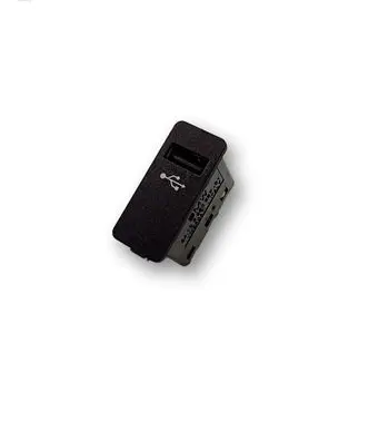BMW 1 F52 USB socket connector 84106820397 6820397