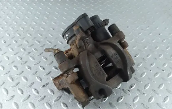 Subaru Levorg Rear brake caliper 26620AL030