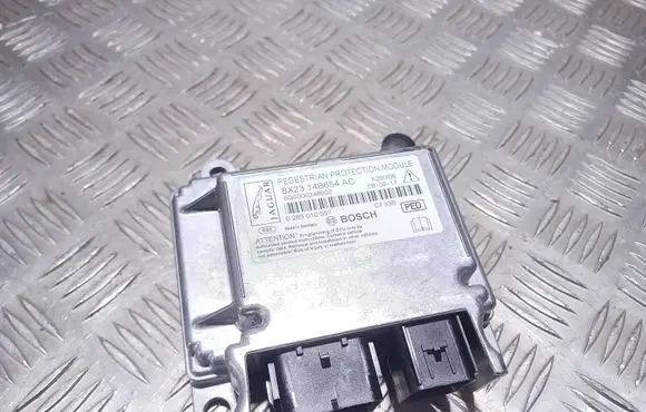 Jaguar XF X250 Airbag control unit/module 8X2314B654AC 0285010657