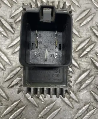 Opel Zafira A Glow plug pre-heat relay