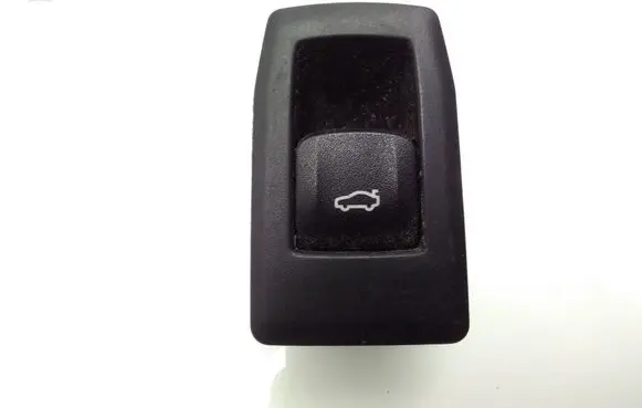 BMW 3 G20 G21 Tailgate opening switch 7477674 7948786