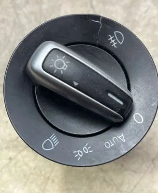 Volkswagen PASSAT B7 Light switch 3C8941431