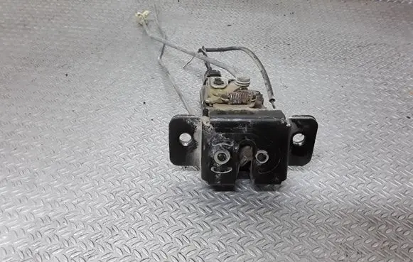 KIA Carnival Tailgate/trunk/boot lock/catch/latch