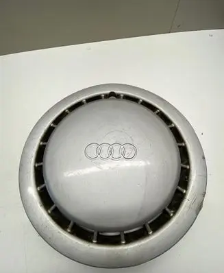 Volkswagen Transporter - Caravelle T4 R14 wheel hub/cap/trim 893601147