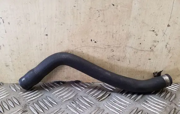 Volvo XC90 Engine coolant pipe/hose 30680747